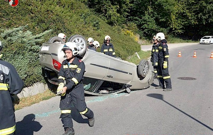 Einsatz: PKW-Bergung Kreisbacherstraße