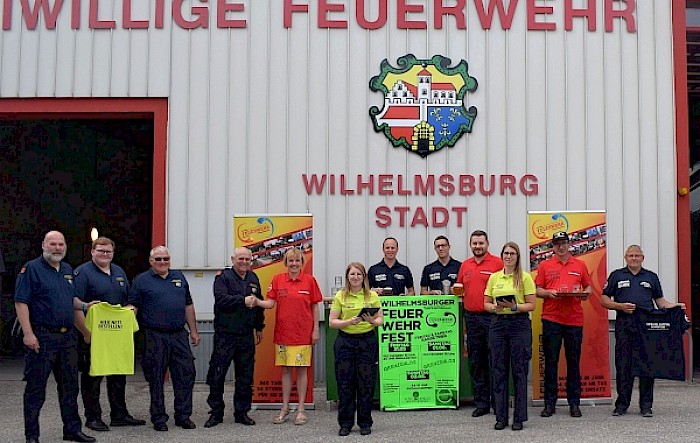 T-Shirts von der Firma Fischer für das Feuerwehrfest