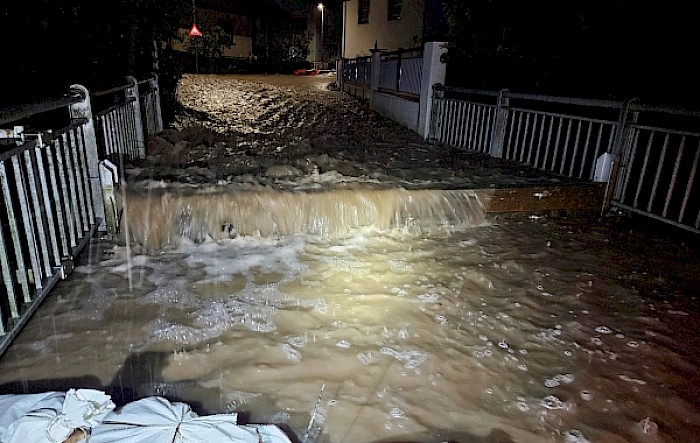 Hochwasser fordert Feuerwehr Wilhelmsburg-Stadt